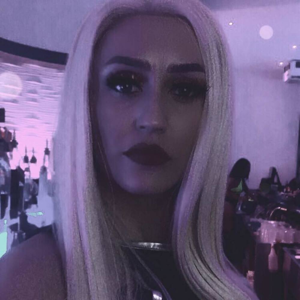 Meet your Posher, Alexandra